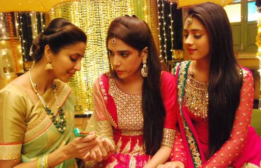 Mehndi ceremony in Tere Sheher Mein