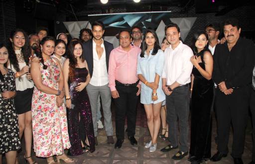 CEO Puneet Goenka and the cast & crew of Aisi Deewangi