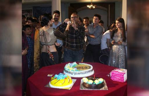 In pics: Aap Ke Aa Jane Se's 100 episodes completion party 