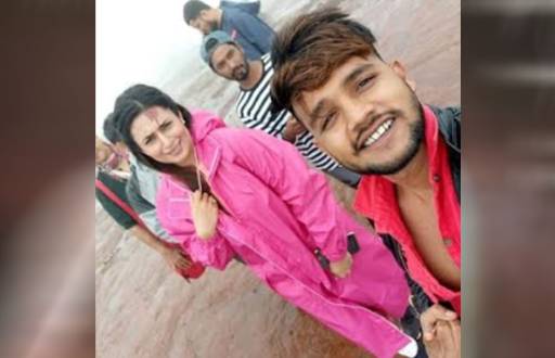 YHM actors have a blast while shooting for the cave track 