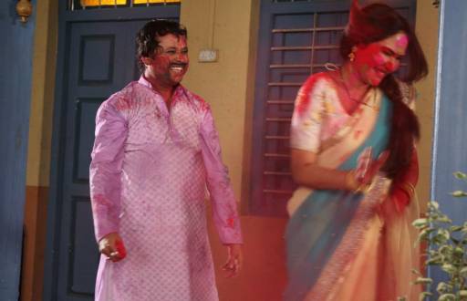 Happu Ki Ultan Paltan celebrates both Holi and Diwali