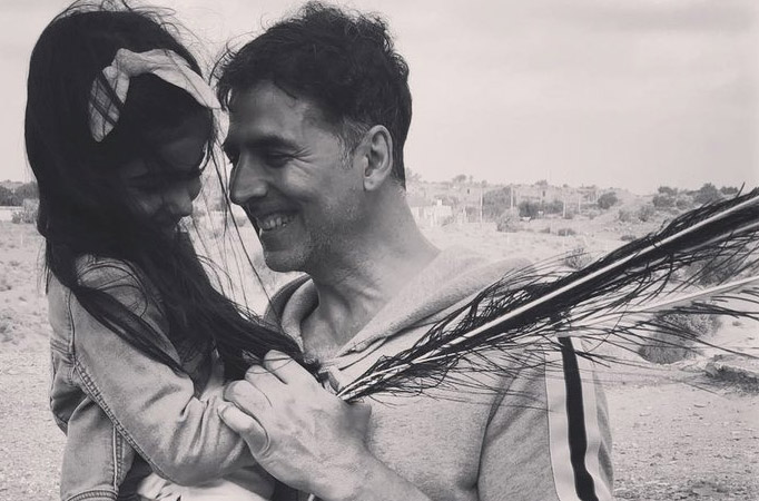 Akshay Kumar‘s little one wants to adopt stray dogs; take a look at the adorable video stray dogs