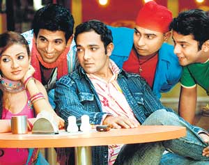 Aek Chabhi Hai Padoss Mein Aek Chabhi Hai Padoss Mein