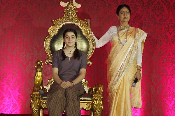 Priyal Gor and Aruna Irani Priyal Gor and Aruna Irani