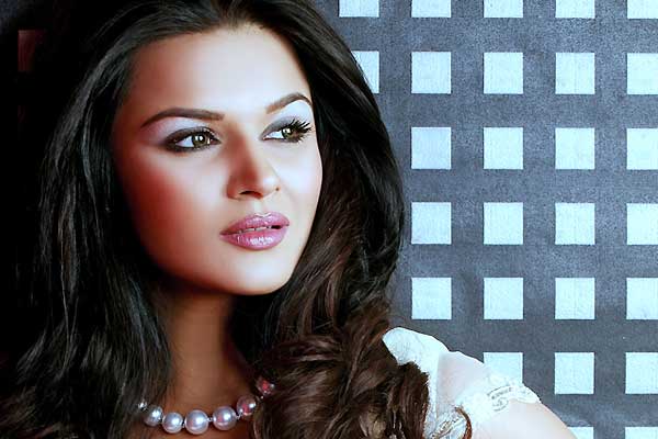 Aashka Goradia Aashka Goradia
