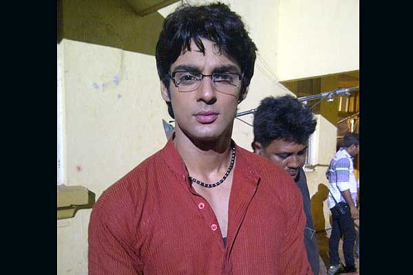 Karan Wahi Karan Wahi