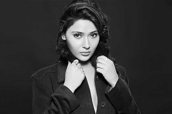 Sara Khan Sara Khan
