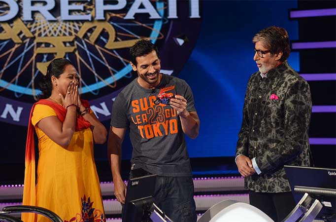 John Abraham meets his fan on the sets of Sony TV John Abraham meets his fan on the sets of Sony TV