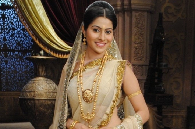 Aparna Dixit Aparna Dixit