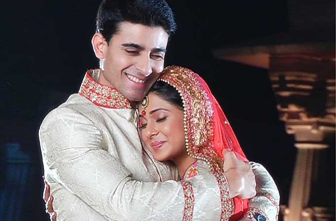 Gautam Rode and Jennifer Winget Gautam Rode and Jennifer Winget