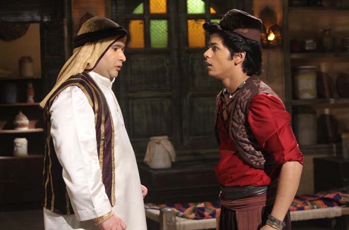 Pranit Bhatt aka Genie of 'The Ring' possesses the people of Baghdad on Sony SAB’s Aladdin Aladdin