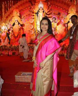 Celebs galore at The North Bengal Sarbajanin Durga Puja, Tulip Star, Juhu (Mumbai)