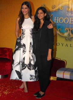 Sonam Kapoor and Rhea Kapoor