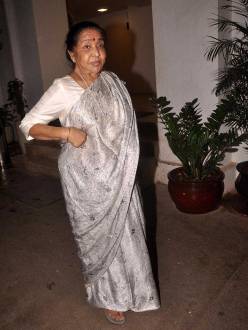 Singer Asha Bhosle