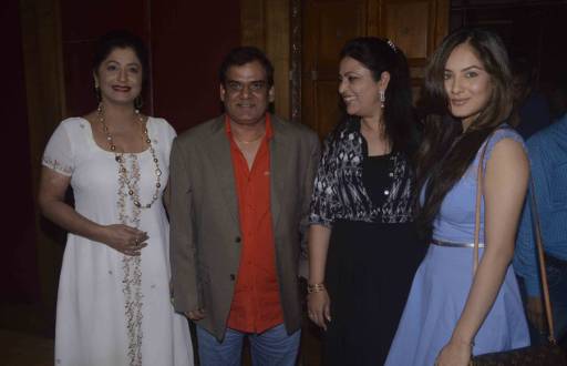 Gopi Bhalla with Pooja Bose and others