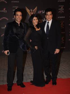 Ekta Kapoor with Jeetendra and Tusshar Kapoor