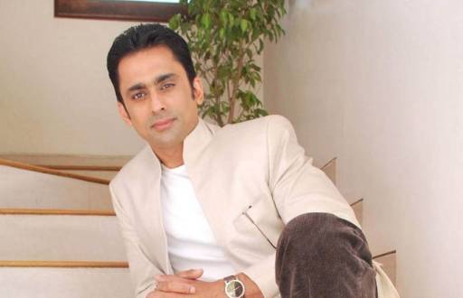 Anuj Saxena- Anuj was accused of cheating charges, for non-payment of rupees 1.35 crores to his clients.
