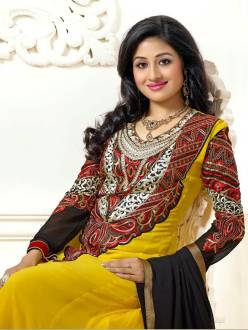 Paridhi Sharma- Paridhi did her MBA before joining the world of glitz and glamour.