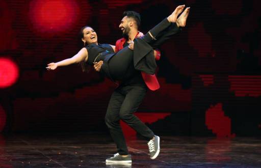 Captain Punit J Pathak does a special performance with Sonakshi Sinha 