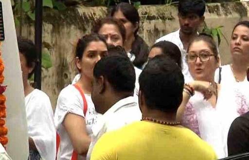 Celebs at Krushna Abhishek's father's funeral