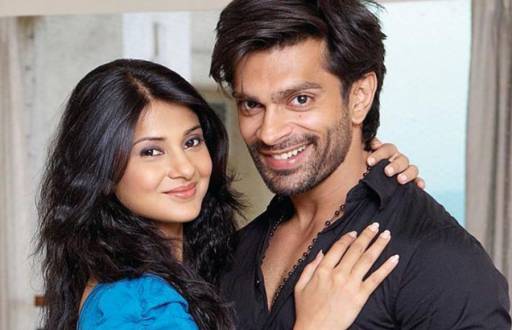 Their seemed to be an on-off relationship. From Kasautti Zindagi Kay days, the two were in a relationship and followed it till Dill Mill Gaye. After failing his marriage with Shraddha and affair with Nicole, KSG got back to Jennifer. Their marriage too failed and he moved on with Bipasha Basy.