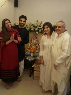  Vahbbiz Dorabjee, Karan Tacker and his family