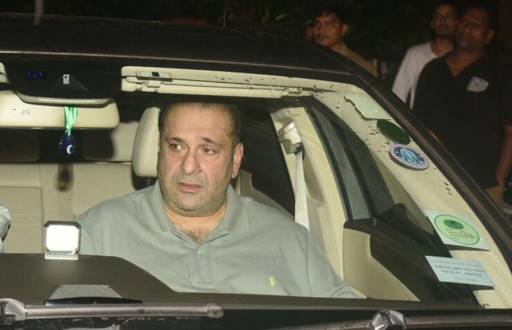 Celebs spotted at Shashi Kapoor's residence