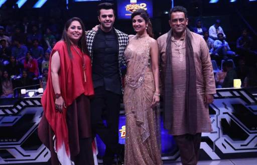 Tiger and Disha attend Super Dancer Chapter 2 with Manish Paul 
