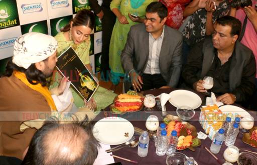 Hina Khan looks ravishing at Shemaroo Entertainment's ‘Ibaadat' launch 