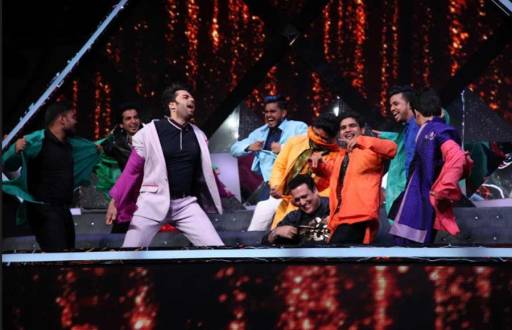 Govinda on the sets of Indian Idol