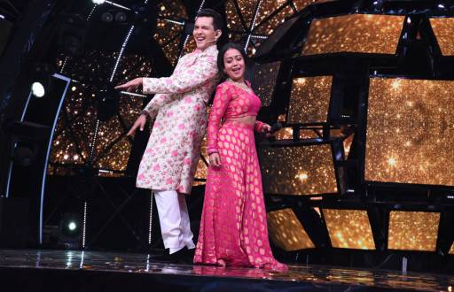 In pics: Neha Kakkar and Aditya Narayan's shaadi special in Indian Idol