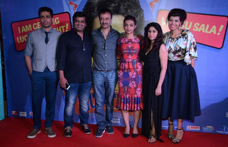 Gulshan Devaiah, filmmakers Harshvardhan Kulkarni, Rajkumar Hirani, Radhika Apte, Sai Tamhankar, Veera Saxena
