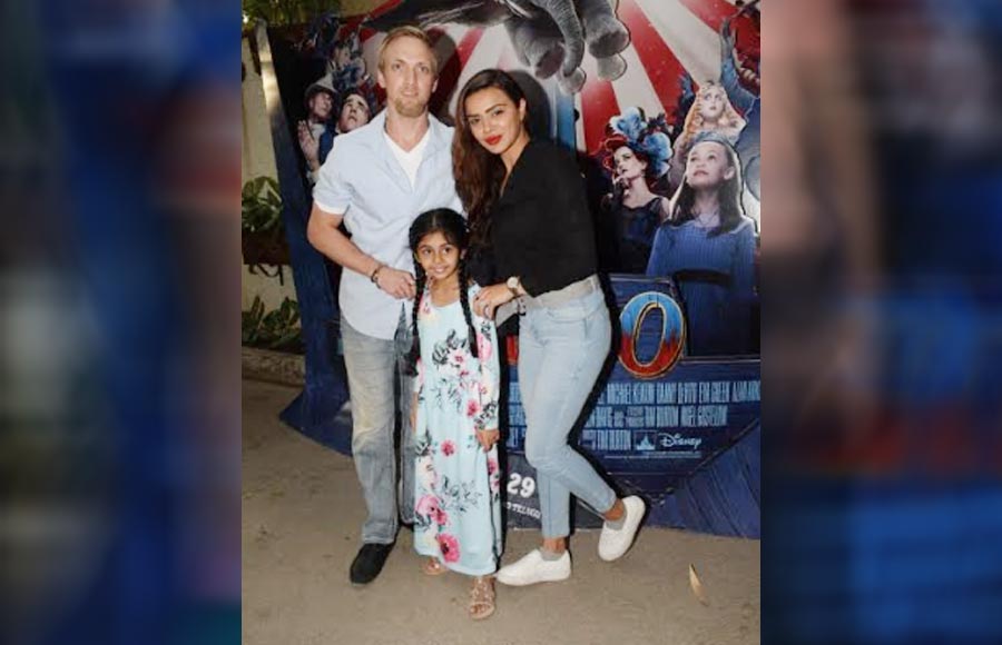 Television celebrities and their kids attend special screening of Disney's Dumbo! 