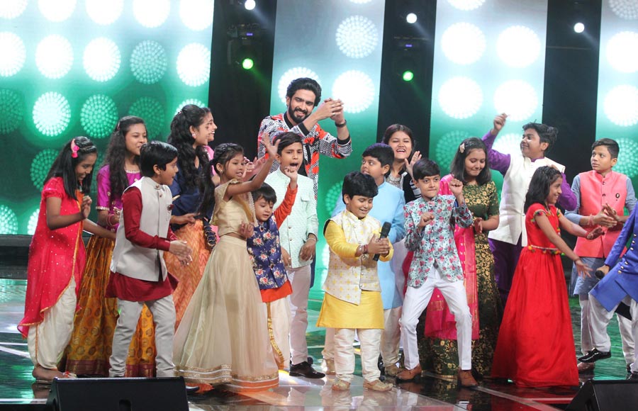 Behind the scenes Sa Re Ga Ma Pa Lil Champs