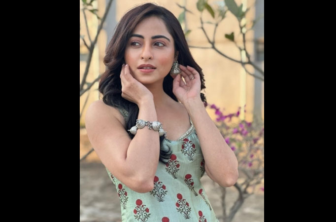 Niyati on 'Dear Ishq' director: 'If something goes wrong, he pulls my leg!' Niyati on 'Dear Ishq' director: 'If something goes wrong, he pulls my leg!'
