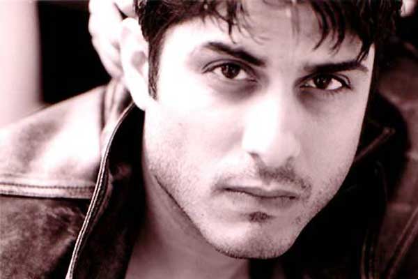 Vikas Bhalla Vikas Bhalla