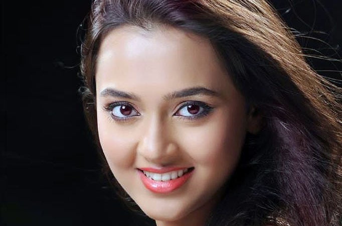 Tejaswi Welingkar Tejaswi Welingkar