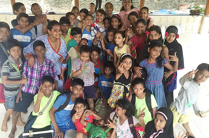 Choreographer Sneha Kapoor spends time with NGO kids Choreographer Sneha Kapoor spends time with NGO kids
