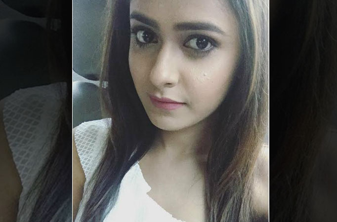 It's very difficult and awkward to romance your buddy, Mishmee says about Ravi Mishmee