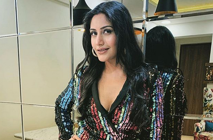 Surbhi Chandna shares her makeup tutorial on social media Surbhi Chandna
