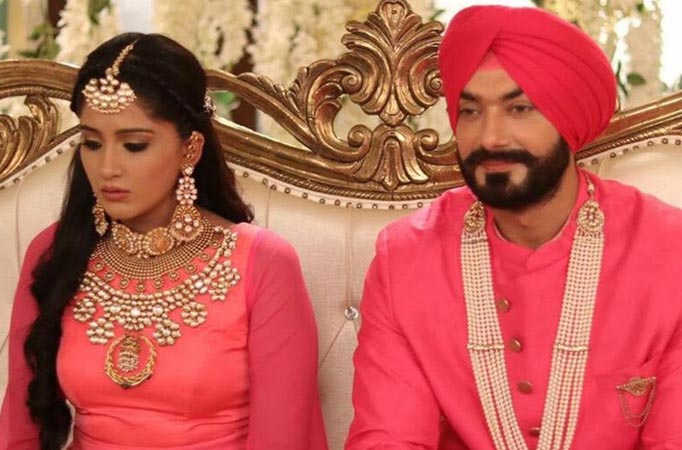 Sarabjit and Meher dance their heart out, all thanks to Param in Choti Sardaarni Sarabjit and Meher dance their heart out, all thanks to Param in Choti Sardaarni