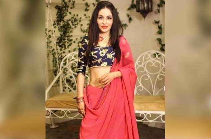 Mreenal Deshraj shows positivity even in a negative situation Mreenal Deshraj shows positivity even in a negative situation