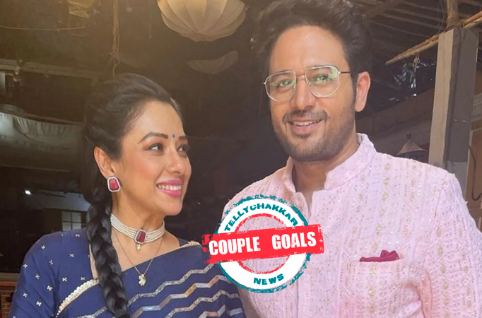 Couple goals! Netizens in LOVE with Anupamaa and Anuj's OLD-SCHOOL ROMANCE; read unmissable comments Couple goals! Netizens in LOVE with Anupamaa and Anuj's OLD-SCHOOL ROMANCE; read unmissable comments