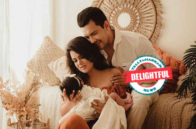 DELIGHTFUL! Check out Aditya Narayan’s first family photo featuring wife Shweta and daughter Tvisha DELIGHTFUL! Check out Aditya Narayan’s first family photo featuring wife Shweta and daughter Tvisha