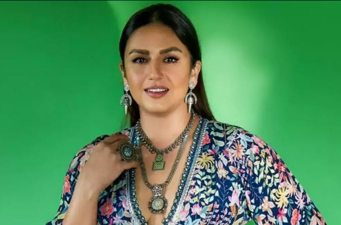 Fancy! Check out these unique earrings flaunted by Huma Qureshi