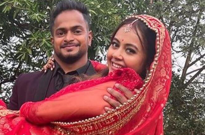 Devoleena Bhattacharjee has been hinting about knowing Shanwaz Shaikh for years through pictures on social media Devoleena Bhattacharjee has been hinting about knowing Shanwaz Shaikh for years through pictures on social media