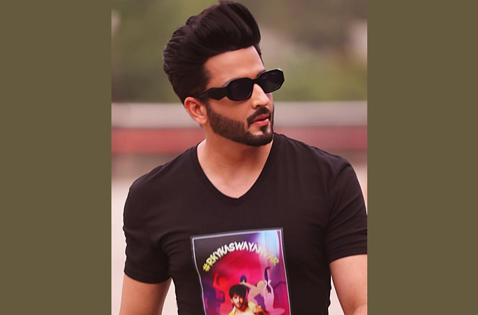 EXPERIMENT with some Funky Sunglasses this time and Take lessons from the stylish Dheeraj Dhoopar