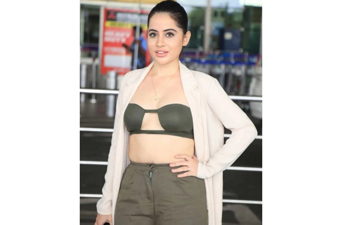 Uorfi Javed received a summons by Mumbai Police regarding a nudity complained filed by BJP leader Chitra Wagh against her Uorfi Javed received a summons by Mumbai Police regarding a nudity complained filed by BJP leader Chitra Wagh against her