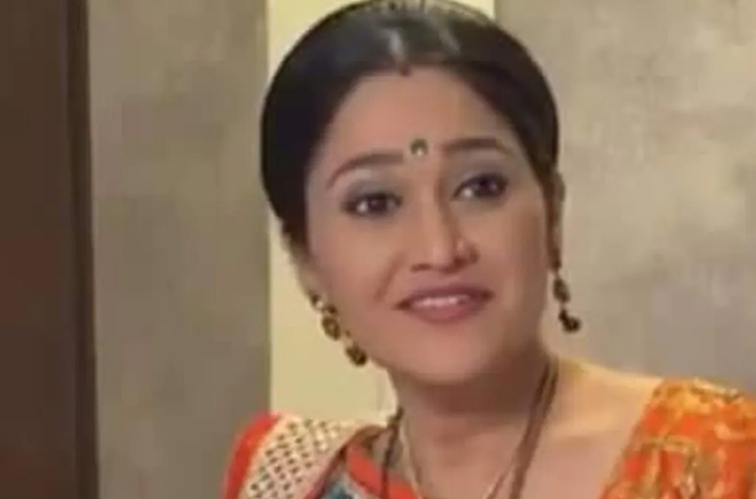 Disha Vakani crying while holding a child? Disha Vakani crying while holding a child?