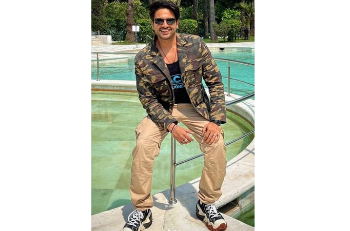 Check out the stylish jackets of Gaurav Khanna